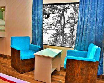 Kanatal Crown - Kanatal - Living room