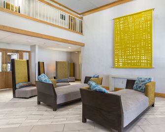 Greenstay Hotel & Suites Central - Springfield - Vardagsrum
