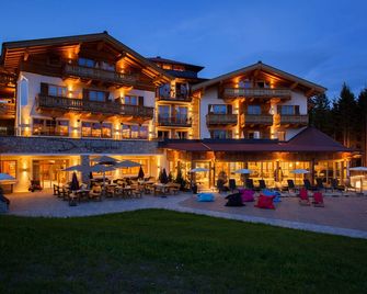 Berghotel Der Königsleitner - Adults only - Krimml - Building