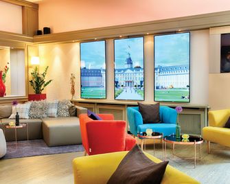 Leonardo Hotel Karlsruhe - Karlsruhe - Lounge