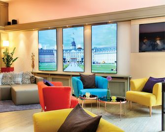 Leonardo Hotel Karlsruhe - Karlsruhe - Lounge