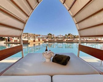 Lago Resort Menorca Casas del Lago - Adults Only - Ciutadella de Menorca - Pool