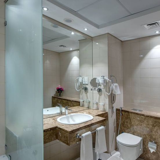 Center Hotel Sharjah image 1