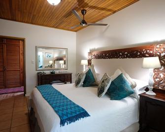 Santa Lucia Guest House - Saint Lucia - Bedroom