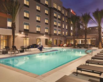 Hilton Garden Inn Phoenix Tempe, University Research Park - Tempe - Pool