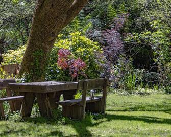 Willowglade Retreat and Gardens in Mount Macedon - Mount Macedon - Patio
