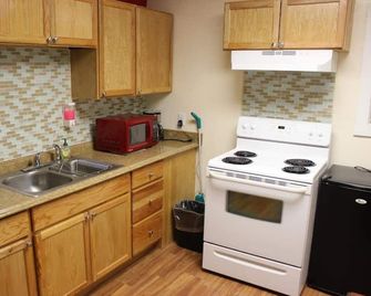 Koreana Apartment Number 3 - Decorah - Кухня