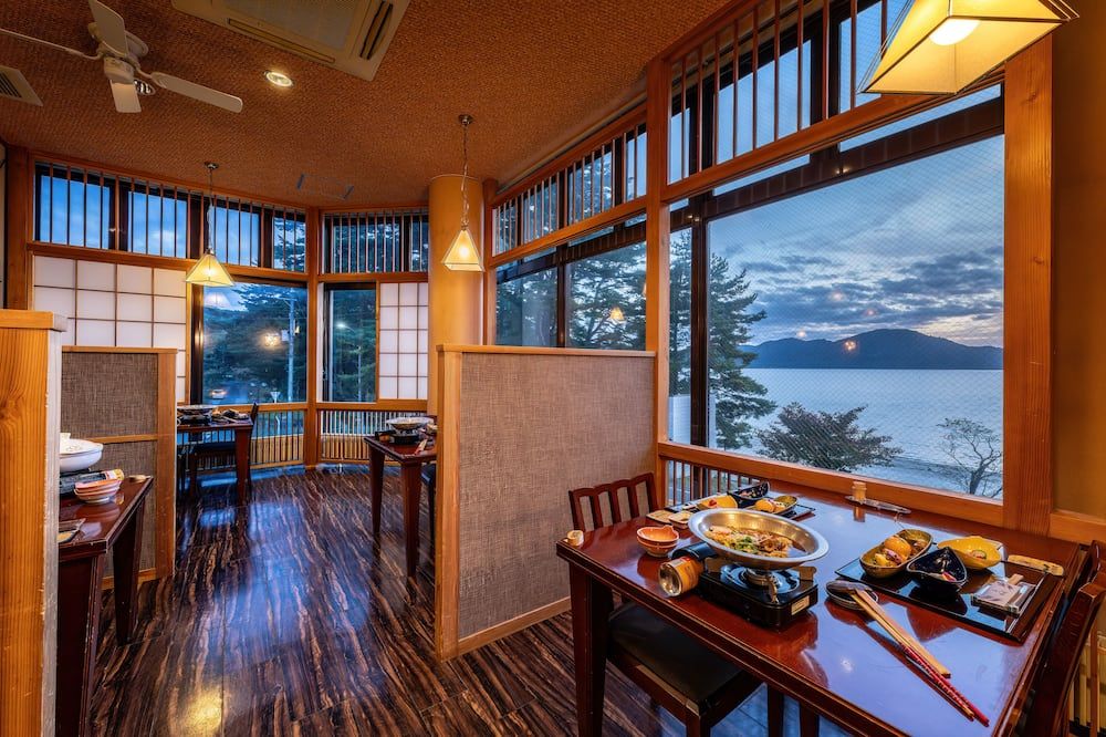 كاتاكوري نو هانا - سيمبوكو - مطعم