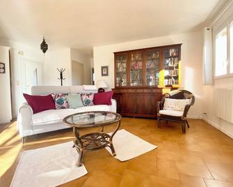 Le Théos - Vaison-la-Romaine - Salon