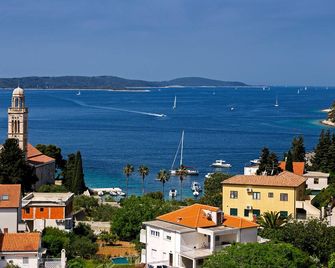 All About the Sea - Riviera House near the center of Hvar - Hvar - Vista del exterior