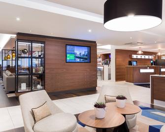 Courtyard by Marriott Glasgow Airport - Paisley - Lobby