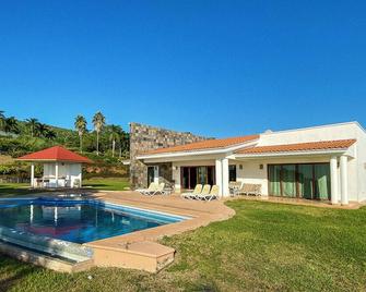 Villa with wonderful ocean view and private pool, ideal for the whole family. - San Blas - Piscina