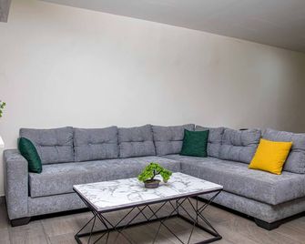 Venue 360 - Freetown - Living room