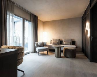 Eisenhut Boutique Hotel - Bolzano - Pokój dzienny