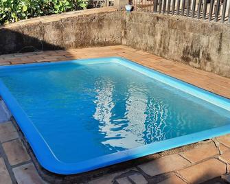 Weekend and seasonal home - São Lourenço - Pool