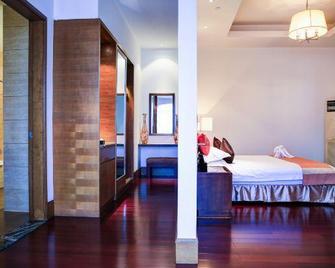 Golden Horse Hotel - Da Hinggan Ling - Bedroom