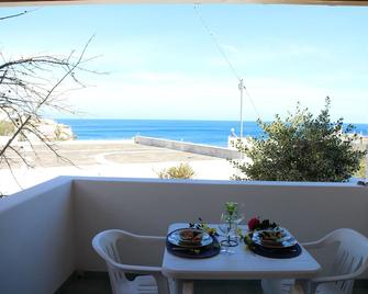 Lipari Island Maestrale House Canneto 2/3 persons - Lipari - Balcony