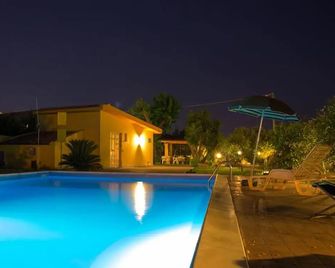 Agriturismo Il Gelsomino Ritrovato - Milazzo - Pool