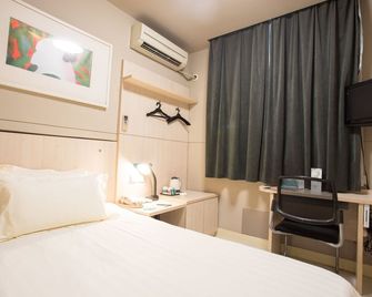 Jinjiang Inn Yanji Guanghua Road - Yanbian - חדר שינה