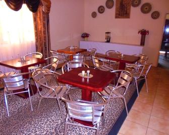 Royal Kwandu Gardens - Livingstone - Restaurante
