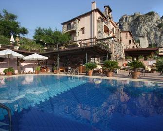 Hotel Villa Sonia - Castelmola - Piscina