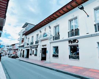 Departamento Centrico en Loja - Loja - Building