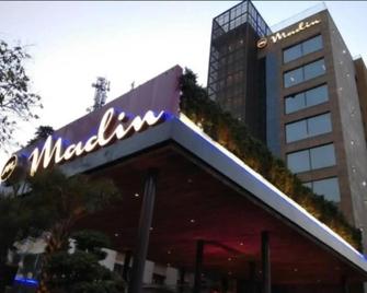 Hotel Madin - Varanasi - Bygning