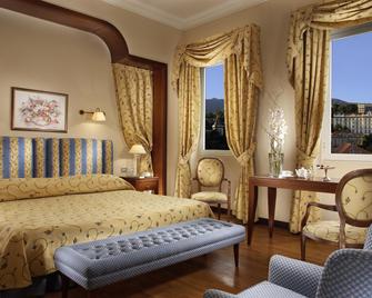 로열 호텔 산 레모 - 산레모 - 침실