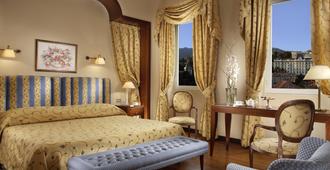 Royal Hotel San Remo - Sanremo - Schlafzimmer