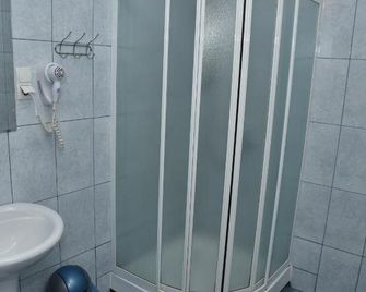 Pension Regal - Satu Mare - Bathroom