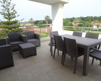 Residence San Bull - Metaponto - Balkon