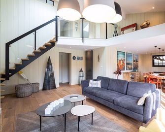 Pretty Villa in the heart of Cap Ferret, 2 steps from the market !! - Lège-Cap-Ferret - Salon
