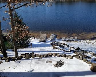 Relax at Perch Lake Lodge! - Lake - Beach