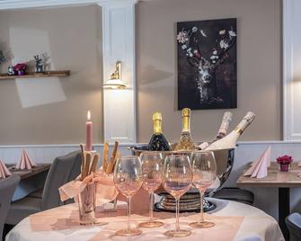 Kurhotel Unter den Linden - באד פוסינג - מסעדה