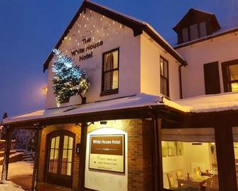 The White House Hotel - Telford - Building