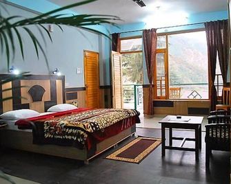 Sky Heaven Resort - דרמאסאלה - חדר שינה