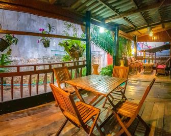 Cambodia Guesthouse - Koh Rong - Balcone