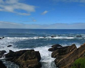 Point Arena Lighthouse - Point Arena