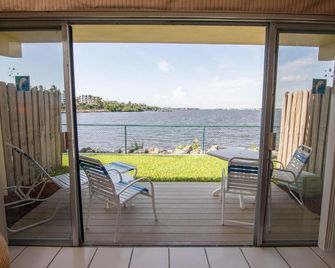 Palm Beach Waterfront Suites - Lake Worth - Balcony