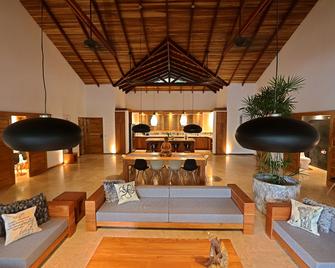 Luxury Balinese Style Resort 3 Villas, 2 Pools, 200 Meters From The Beach - Puerto Viejo de Talamanca - Recepción