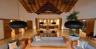 Luxury Balinese Style Resort With 2 Pools, 150 Meters From The Beach - Puerto Viejo de Talamanca - Living room
