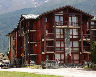 Appartement cosy 4 pers avec balcon et WIFI au pied des pistes - Val-Cenis - Gebäude