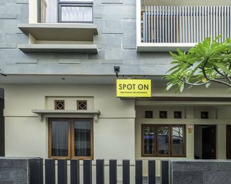 Spot On 2080 Rumah Kita Residence - Tasikmalaya - Building