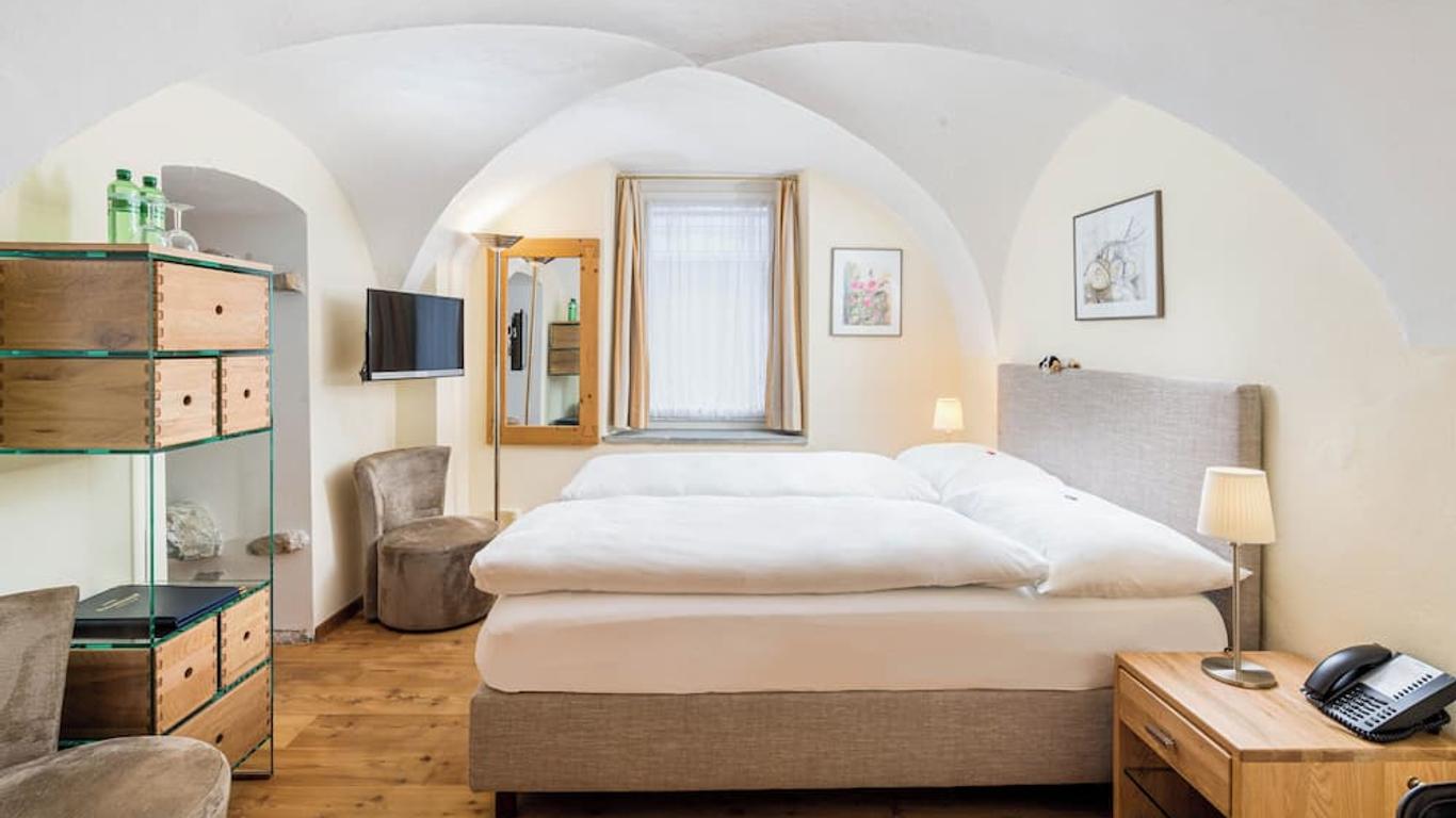 Boutique Hotel Engadinerhof - A Home for Generations