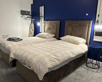 Amazing 2 Bedrooms House - Cardiff