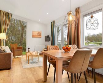 Summio Waterpark De Bloemert - Zuidlaren - Dining room