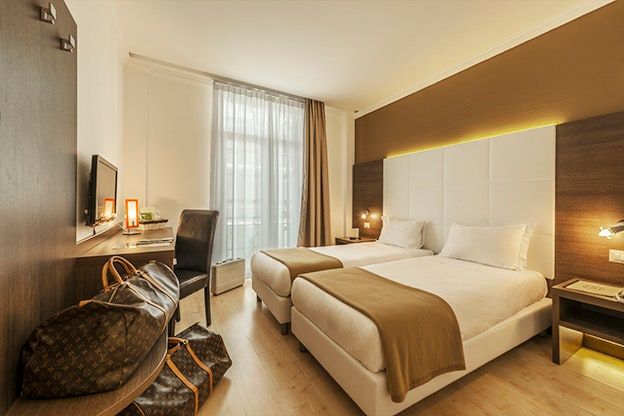 أمباسادور-موناكو - Monaco - غرفة نوم