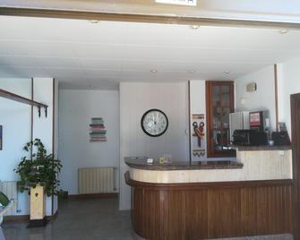Hotel Candano - Isla - Recepción