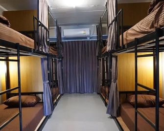 OYO 723 Lamphun Hostel - Lamphun