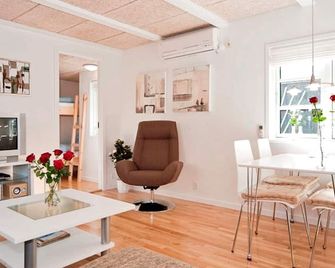 6 person holiday home in Skagen - Skagen - Stue